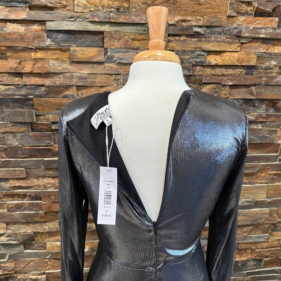 Jewel BADGLEY MISCHKA Silver Metallic Ruched Gown with High Slit Size 6 - Picture 8 of 9
